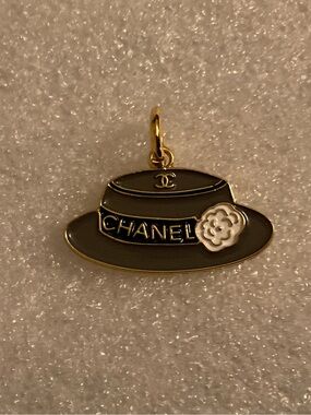 CHANEL 2023 Holiday Gray Hat Camellia Enamel Charm PRISTINE Gold Tone France